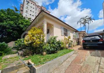 Casa com 2 quartos à venda na rua gana, 1140, vila ipiranga, porto alegre, 51 m2 por r$ 950.000