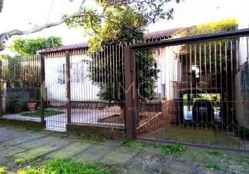 Casa com 3 quartos à venda na travessa anunciada, 58, vila ipiranga, porto alegre, 110 m2 por r$ 520.000