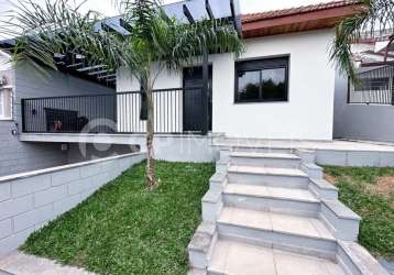 Casa com 2 quartos à venda na rua caracas, 114, jardim lindóia, porto alegre, 200 m2 por r$ 890.000