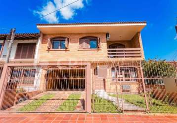 Casa com 3 quartos à venda na travessa von salisch, 90, sarandi, porto alegre, 244 m2 por r$ 660.000