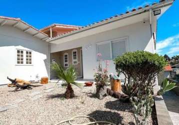 Casa para venda em criciúma, vila floresta, 4 dormitórios, 1 suíte, 3 banheiros, 3 vagas