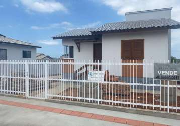 Casa a venda no bairro floresta 2, em criciúma. casa novinha