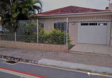 Casa com 3 dormitórios à venda, 137 m² por r$ 900.000,00 - barreiros - são josé/sc