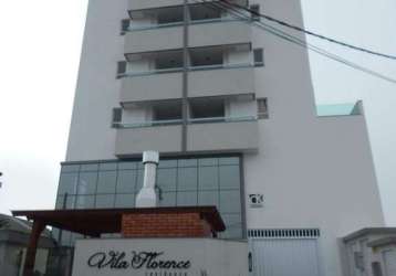 Apartamento com 02 quartos - 80 m²