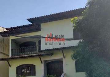 Casa em condomínio fechado com 4 quartos à venda na rua aluísio neiva, centro, são gonçalo, 449 m2 por r$ 850.000