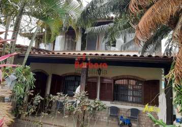 Casa com 6 dorms, piratininga, niterói - r$ 1.39 mi, cod: 5616