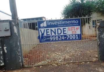 Terreno 8073 m2 industrial, zoneamento 213, com imóveis no terreno