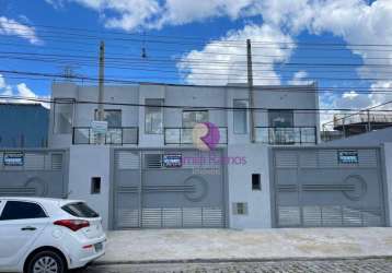 Sobrado com 2 dormitórios à venda, 92 m² por r$ 460.000 - vila maria de maggi - suzano/sp