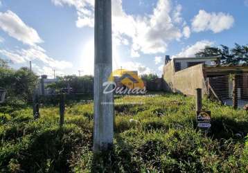 Terreno próximo do mar em oásis