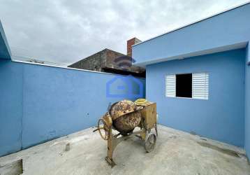 Casa nova à venda, com 2 dormitórios sendo uma suíte no bairro jardim das palmeiras em caraguatatub