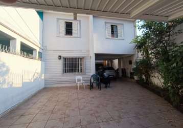 Sobrado à venda com 3 dorm, 2 suítes, 4 vagas - vila castelo/sp.