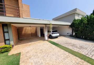 Casa em condomínio fechado com 4 quartos à venda na alameda guarujá, --, alphaville, santana de parnaíba por r$ 3.319.000