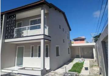 Casa em condomínio fechado com 3 quartos à venda na avenida 31 de julho, ipitanga, lauro de freitas, 130 m2 por r$ 520.000