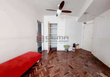 Apartamento com 2 quartos à venda na rua faro, jardim botânico, rio de janeiro, 74 m2 por r$ 990.000