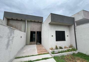 Casa à venda no jardim fenícia em foz do iguaçu.