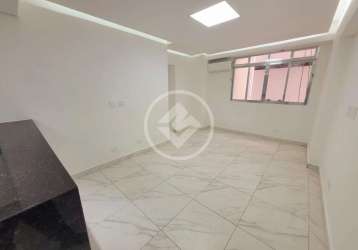 Apartamento na quadra da praia disponível para locação codigo: 79808