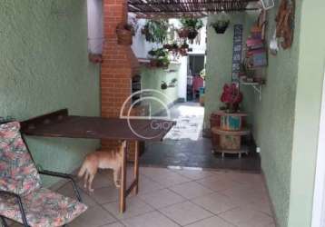 Casa em condomínio fechado com 2 quartos à venda na rua jayme florêncio, 97, jacarepaguá, rio de janeiro por r$ 580.000
