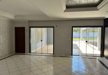 Vendo e casa com 4/4