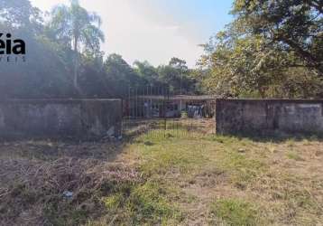 Casa simples para venda no bairro paraíso dos pássaros - cananéia sp