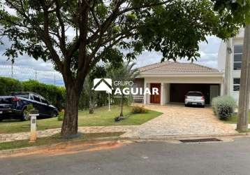 Casa em condomínio fechado com 3 quartos à venda na rua josé carlos ferrari, 115, residencial santa maria, valinhos, 244 m2 por r$ 1.395.000