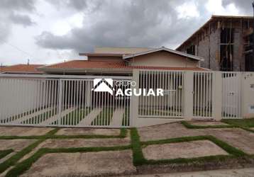 Casa com 3 quartos para alugar na josé mori, 170, jardim maria ilydia, valinhos, 151 m2 por r$ 4.200