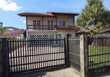 Casa com 3 quartos à venda na rua são josé dos cedros, 125, iririú, joinville, 360 m2 por r$ 1.200.000