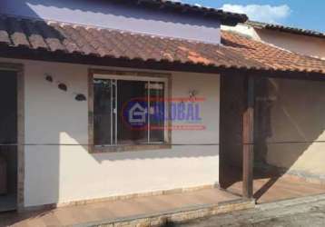 Casa em condomínio fechado com 2 quartos à venda na rua cinco, são josé do imbassaí, maricá, 95 m2 por r$ 430.000