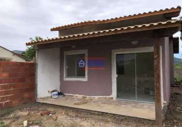 Casa com 2 quartos à venda na rua tapajós, inoã, maricá, 76 m2 por r$ 350.000