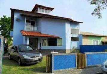 Casa em condomínio fechado com 3 quartos à venda na rodovia ernani do amaral peixoto, são josé do imbassaí, maricá, 349 m2 por r$ 950.000