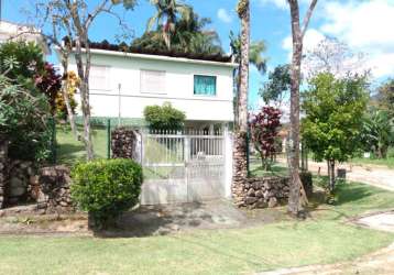 Casa em ó tima localização na massaguaçu.