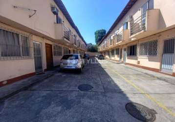 Casa em condomínio fechado com 2 quartos à venda na rua latife luvizaro, marechal hermes, rio de janeiro, 57 m2 por r$ 265.000