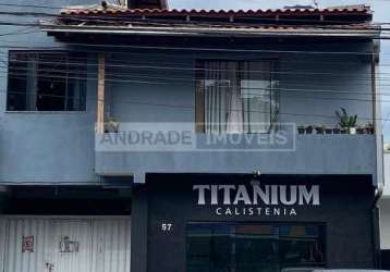 Prédio residencial e comercial no bairro são judas