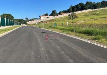 Terreno à venda no condomínio tamboré no bairro ivoturucaia/caxambu em jundiaí/sp