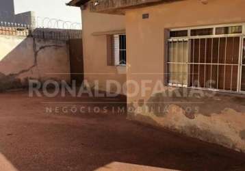 Casa comercial à venda no bairro de cidade dutra terreno de 320 metros frente para duas ruas