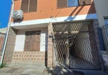 Casa com 3 quartos à venda na rua gomes jardim, 819, santana, porto alegre por r$ 850.000