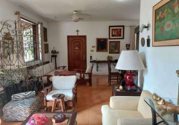 Vendo casa no jardim icaraí - niterói - rj.