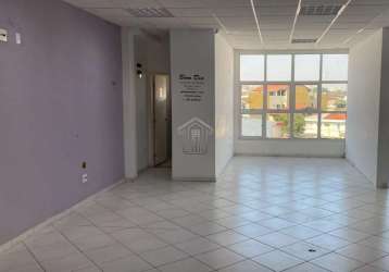 Sala comercial para locação, 56 m². o imóvel perfeito para seu negócio!