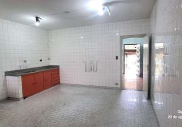 Casa (sobrado) para locação, 1 vaga(s), 180 m² 3 dormitórios