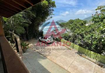 Excelente casa a venda frente mar na praia grande ubatuba-sp