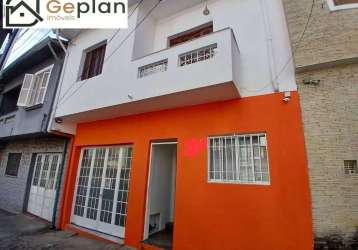 Excelente sobrado comercial, 3 dorm, 2 banh, 1 vaga, 70m