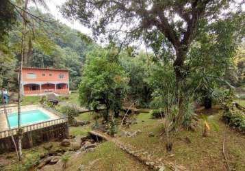 Casa para venda em guapimirim, espinhaço, 4 dormitórios, 4 suítes, 5 banheiros, 3 vagas