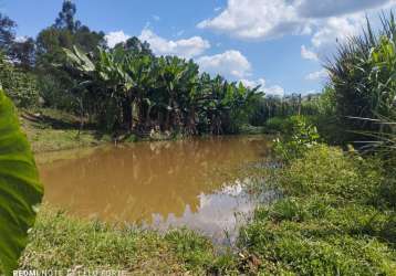 Linda fazenda em itatiauçu