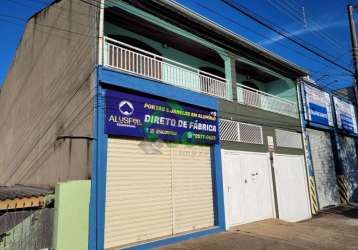 Sobrado com ponto comercial em bragança paulista.