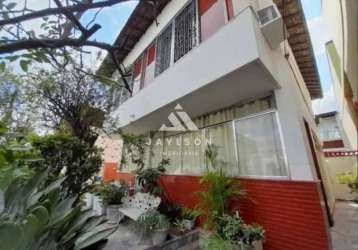 Casa com 4 quartos à venda na rua aiara, higienópolis, rio de janeiro, 244 m2 por r$ 890.000