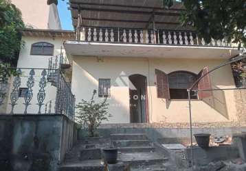 Casa com 2 quartos à venda na rua lino teixeira, jacaré, rio de janeiro, 98 m2 por r$ 450.000