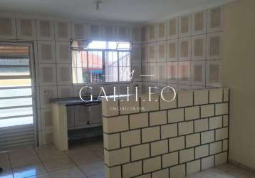 2 casas independente  à venda em jundiaí no mesmo terreno. aceita financiamento. cada casa tem 2 dormitórios, sala, wc, cozinha, lavanderia e 1 vaga d