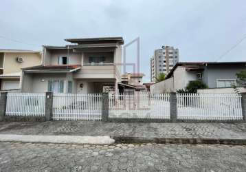 Casa com 2 quartos à venda no guarani, brusque , 345 m2 por r$ 1.270.000