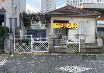 Casa  necessitando de reforma em terreno com 560m2, &lt;br&gt;excelente oportunidade de terreno em área central de porto alegre.