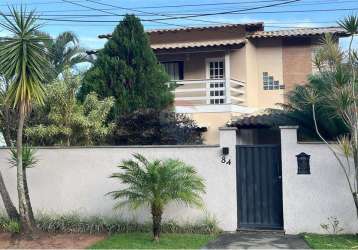 Linda e paradisíaca casa em condomínio no recanto de itaipuaçu.