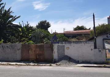 Terreno com 360m², murado de fácil acesso ao centro e rodovias. pronto para construir.